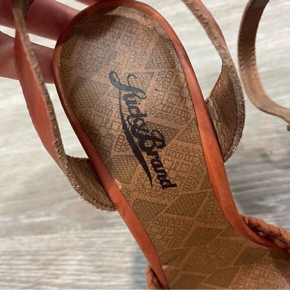 Lucky Brand Vintage Wood Heels Clogs Mules Heels - Picture 3 of 7